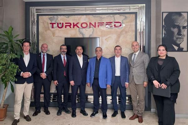 BAE'deki Ras Al Khaimah Emirliği, TÜRKONFED ile imzaladığı stratejik anlaşmayla 100 binden fazla Türk şirketine ticaret ve yatırım için kapı açtı
